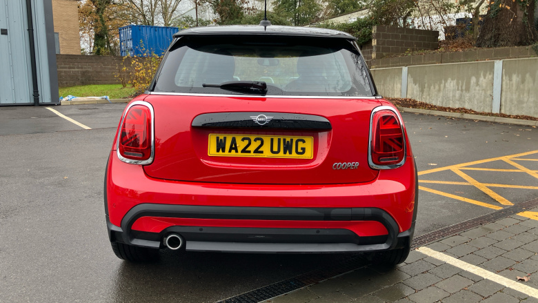MINI Hatchback 1.5 Cooper Classic 3dr Petrol Hatchback